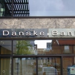 Danske-bank-facade-skilt