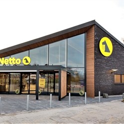 Skilt-Indgang-Netto-Scottie