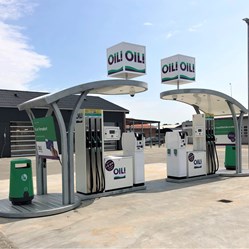 Oil-Benzin-Tankstation-dag